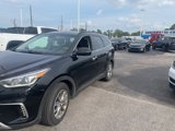 Used 2017 Hyundai Santa Fe SE image 4
