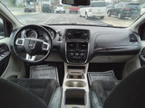 Used 2016 Dodge Grand Caravan SXT w/ UConnect Hands-Free Group image 6