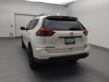 Used 2018 Nissan Rogue SV image 3