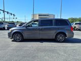 Used 2017 Dodge Grand Caravan SXT image 4