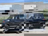Used 2020 Jeep Renegade Latitude w/ Popular Equipment Group image 5