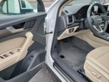 Used 2020 Audi Q5 2.0T Premium Plus w/ Premium Plus Package image 4