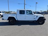 Used 2023 Jeep Gladiator Overland image 3