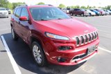 Used 2017 Jeep Cherokee Overland image 2