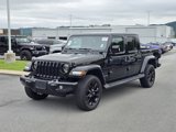 Used 2023 Jeep Gladiator Overland image 4