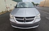 Used 2020 Dodge Grand Caravan SXT image 2