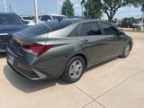Certified 2024 Hyundai Elantra SE image 3