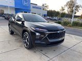 Used 2024 Chevrolet Trax RS w/ Driver Confidence Package image 2
