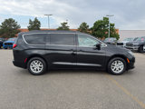 Used 2021 Chrysler Voyager Lxi image 4
