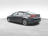 Used 2017 Ford Fusion SE w/ Fusion SE Technology Package image 2