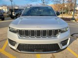 New 2025 Jeep Grand Cherokee Laredo X w/ Luxury Tech Group I image 5