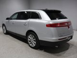 Used 2019 Lincoln MKT AWD image 5