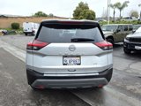 Used 2023 Nissan Rogue SV image 4