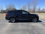 Certified 2022 Ford Explorer XLT w/ Equipment Group 202A image 5