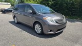 Used 2011 Toyota Sienna Limited image 3