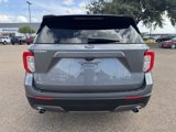 Certified 2022 Ford Explorer XLT w/ Equipment Group 202A image 3