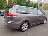Used 2014 Toyota Sienna L image 6