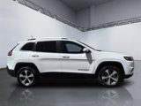 Used 2019 Jeep Cherokee Limited image 3