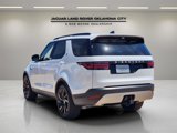 New 2025 Land Rover Discovery S image 4