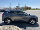 Used 2020 Ford Escape Titanium image 5