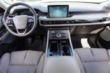 Used 2020 Lincoln Aviator Reserve w/ Equipment Group 202A image 2