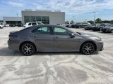 Used 2024 Toyota Camry SE image 4