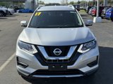 Used 2017 Nissan Rogue SV w/ SV Premium Package image 6