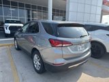 Used 2023 Chevrolet Equinox LT image 3