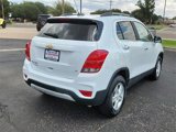 Used 2017 Chevrolet Trax LT w/ LT Convenience Package image 4