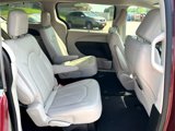 Used 2017 Chrysler Pacifica Touring-L image 5