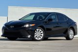 Used 2020 Toyota Camry LE image 2