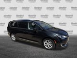 Used 2018 Chrysler Pacifica Touring-L Plus w/ Tire & Wheel Group image 2