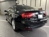 Used 2015 Volkswagen Jetta SE image 3