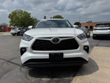 Used 2023 Toyota Highlander XLE image 5