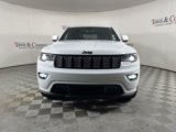 Used 2020 Jeep Grand Cherokee Altitude image 2