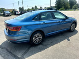 Used 2019 Volkswagen Jetta SE w/ Cold Weather Package image 3