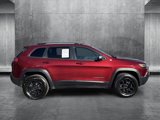 Used 2020 Jeep Cherokee Trailhawk image 4