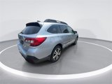 Used 2018 Subaru Outback 3.6R Limited image 2