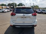 Used 2018 Nissan Rogue SV image 5