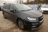 Used 2019 Chrysler Pacifica Touring Plus w/ Advanced Safetytec Group image 4