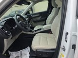 Used 2023 Volvo XC40 B4 Ultimate image 4