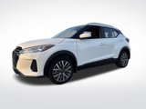 Used 2024 Nissan Kicks SV image 1