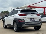 Used 2022 Hyundai Kona SEL w/ Convenience Package image 4