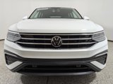 Used 2022 Volkswagen Tiguan SE image 2