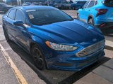 Used 2017 Ford Fusion SE w/ Fusion SE Technology Package image 3