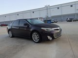Used 2014 Toyota Avalon Limited image 3