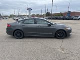 Used 2018 Ford Fusion SE image 4