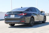 Used 2023 Lexus ES 300h w/ Premium Package image 4