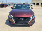 Used 2023 Nissan Altima 2.5 SV image 2