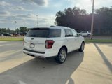Used 2022 Ford Expedition Limited image 4